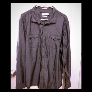 5/$25🌸  Men’s Calvin Klein Shirt